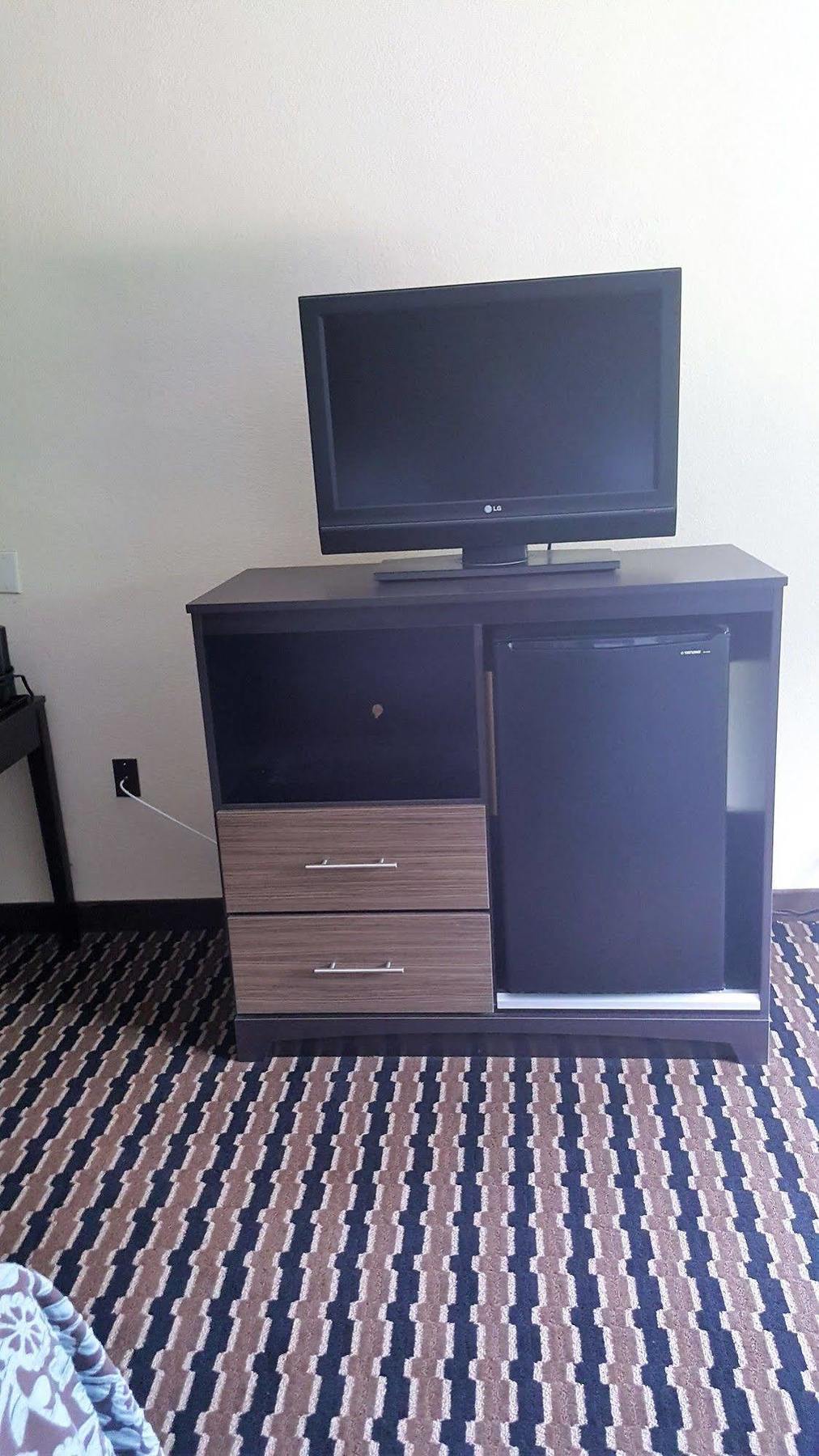 Econo Lodge Форест-Сити Экстерьер фото