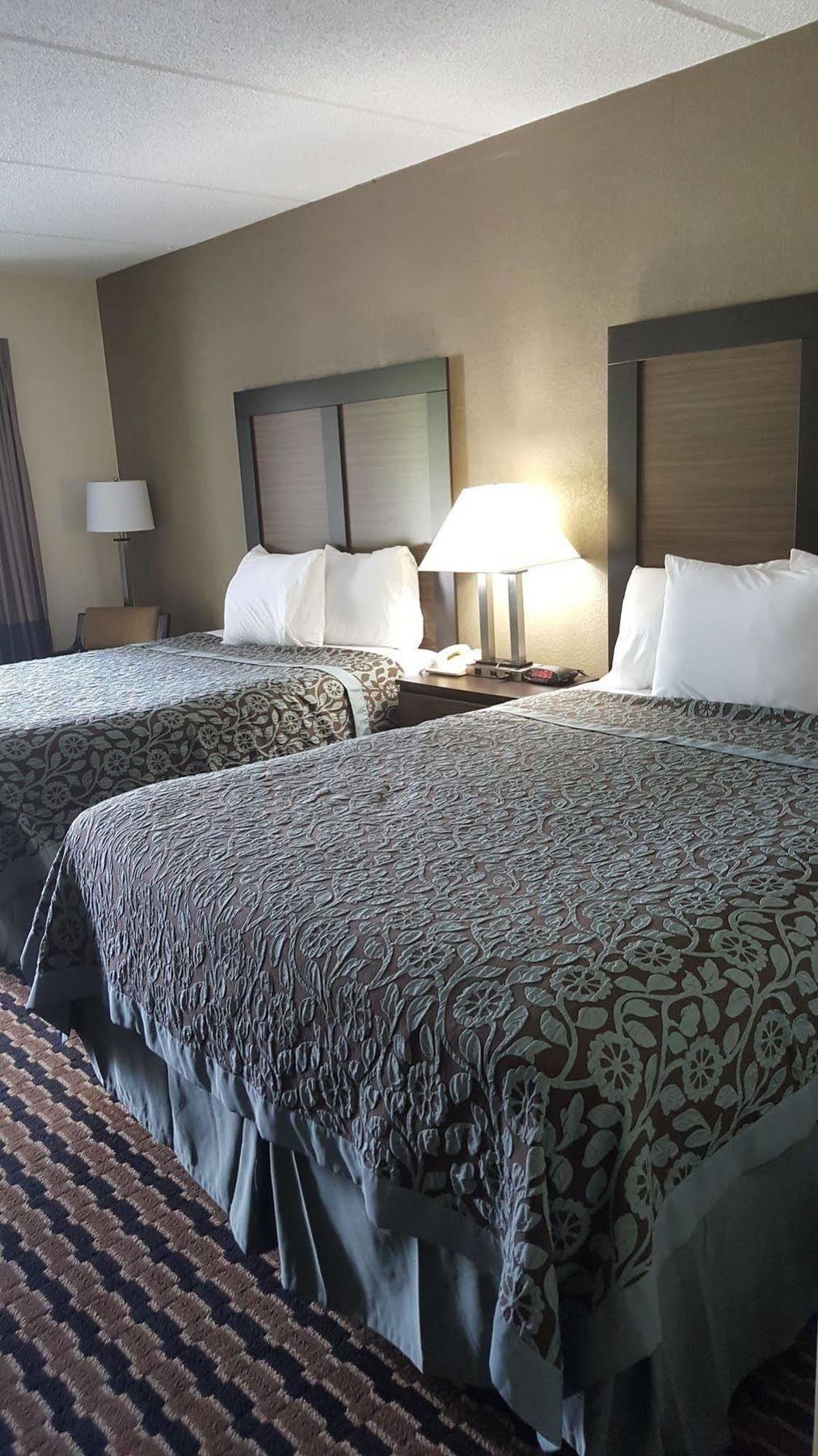 Econo Lodge Форест-Сити Экстерьер фото